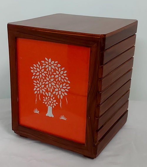 Sanjhi Art Table Lamp - Image 5