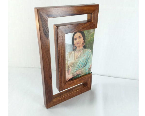 Wood Art Photo Frame Zigzag Vertical - Image 2