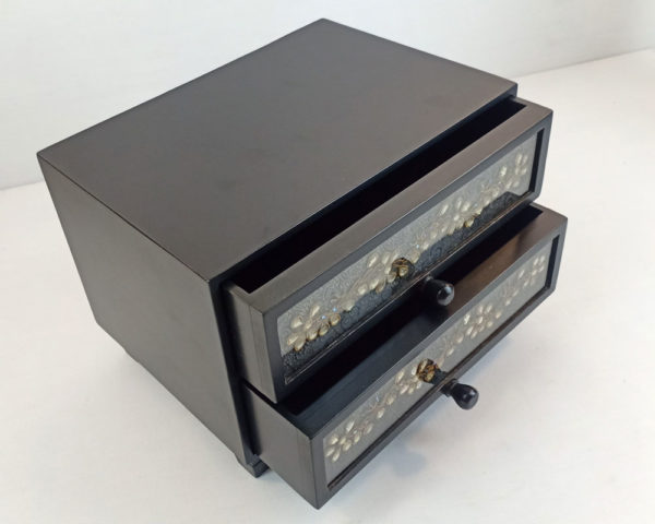 Kundan Zardozi work Double-drawer Jewellery Box - Image 3