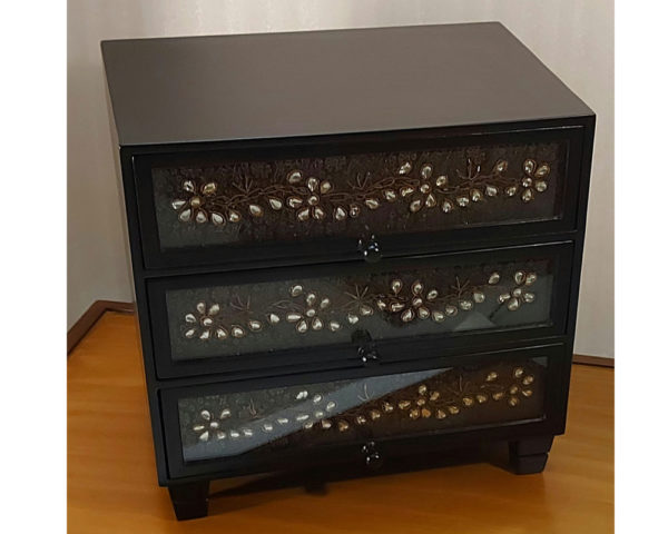 Kundan Zardozi work Triple-drawer Jewellery Box - Image 3