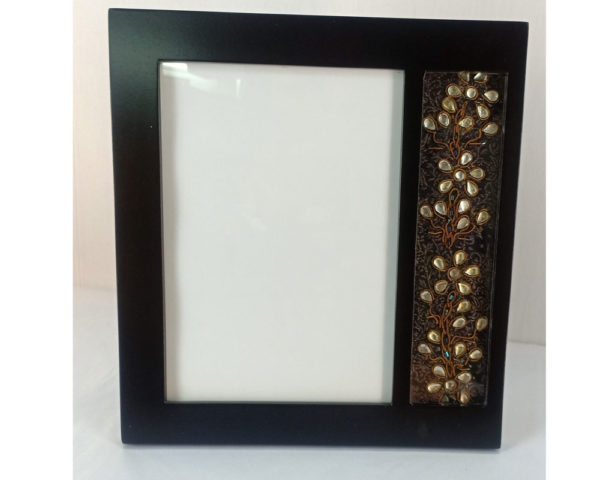 Kundan Zardozi Work - Photo Frame