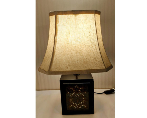 Kundan Zardozi Work Table Lamp With Shade